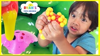 SQUISHY BALLS Mesh Slime and Learn Colors and Animals name [upl. by O'Rourke]