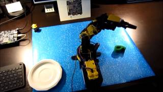 MinnowBoard Robot Arm  OpenCV Demo [upl. by Katrina]