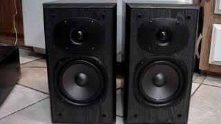 JAMO 145 bookshelf speakers nice Sound [upl. by Eleira]