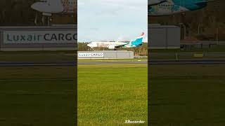 Hard luxair landing At luxembourg lux airport dobell kick [upl. by Netsrek]