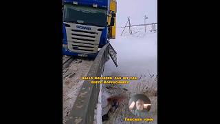 Гололед Scania слетела с моста большегруз дальнобой грузоперевозки truckdriver [upl. by Eilatam]