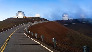 Driving to the top of Mauna Kea Volcano in Hawaii [upl. by Magavern]