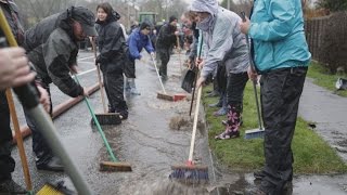 Barnoldswick  Boxing Day 26th December 2015  Skipton Road flood prevention [upl. by Valer]