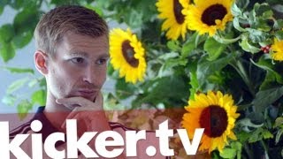 MERTESACKER quotENDLICH DARF ICH WIEDER SPIELEN  KICKER TV [upl. by Varin]