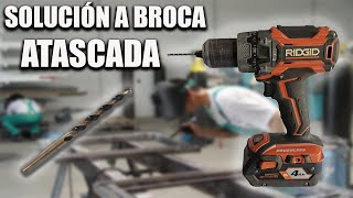 SOLUCIÓN A BROCA ATASCADA EN TALADRO INALAMBRICO  ROTOMARTILLO SIN CARBONES 18 V  4AH [upl. by Grae485]