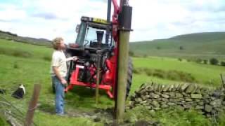 Massey Ferguson 3095 Turbo  Protech P200s post knocker [upl. by Nas]