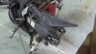 how to remove rear tire2007 ninja zx6r [upl. by Favata164]