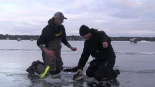 Little Bay De Noc 30 Walleye December 2012 [upl. by Giraldo]