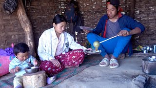 somuhang making ready lunch for his wife and son  Life in rural Nepal [upl. by Milman]