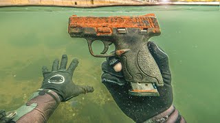 Girlfriend Confessed Murder Weapon Found Underwater Police Called [upl. by Anaxor184]