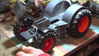 Tractor RC echo de PVC [upl. by Glinys]