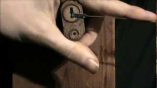 Storm Lock Picking Tutorial 009  Lock Pick 2B Vs Police Pup Wafer Padlock [upl. by Giovanni687]