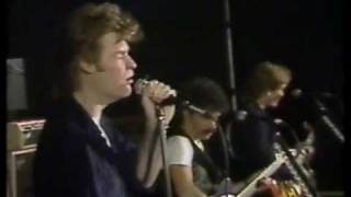 Hall amp Oates  Maneater Live 1983 [upl. by Arihas394]