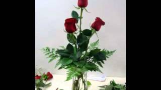 How to Arrange a Half Dozen Roses in Vase [upl. by Thalia]