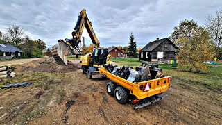 Cat M317F tiltrotator Engcon  poprawianie podbudowy i rozkładanie kruszywa na zjeździe [upl. by Reeba]