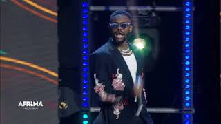 Lojay Performs quotMonalisaquot • LIVE •  2021 ALL AFRICAN MUSIC AWARD [upl. by Templas841]