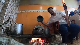 Ajiaco Colombiano en Olla de Barro Comida Campesina [upl. by Artamas]