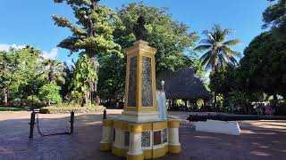 Le parc Bougainville à Papeete [upl. by Haleigh]