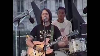 Elliott Smith Live  Empire State Plaza Albany New York 07212000 [upl. by Ruddy]