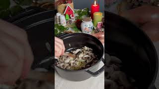 Volauvent poulet champignon recettefacile noel christmas food [upl. by Atirahs558]