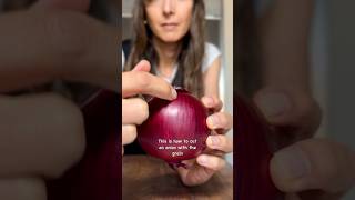 HOW YOU CUT AN ONION MATTERS ​⁠cookingforpeanuts With or against the grain This is for all onion [upl. by Idonna]