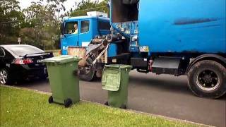 Parramatta Council Garbage Collection Transpacific Industries [upl. by Ytsanyd]