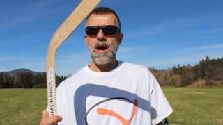 How to throw a quottraditional shaped returningquot boomerang [upl. by Meridel]