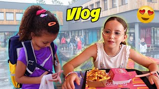 VLOG  SHOPPING CADEAUX et FOURNITURES SCOLAIRES [upl. by Erdied278]