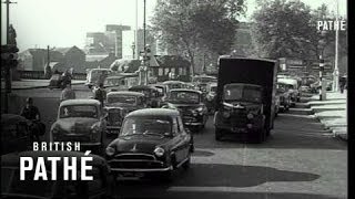 London Traffic 1952 [upl. by Lashoh]