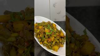 Beans ki sabji recipe yt shorts beans lunchbox lunch [upl. by Dadirac272]