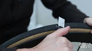 Réparation tubeless avec mèche Dynaplug [upl. by Kilby]