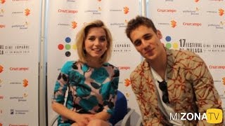 Ana de Armas y Martiño Rivas presentan Por un puñado de besos en el Festival de Cine de Málaga [upl. by Essyla373]