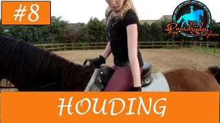 Paardrijden  Houding en eerste stappen op je paard [upl. by Airotnahs]