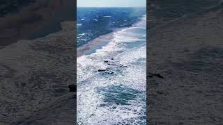 Ombak Besar di Pantai batu bolong canggu BALI surfing baliview viralnews viralvideo travel [upl. by Ashbey]