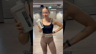 Erwischt fitness krafttraining gym krafttrainingfuerfrauen gymtipps beintraining [upl. by Matelda]