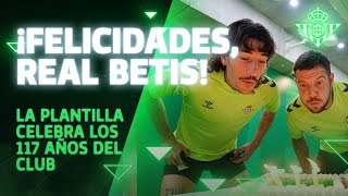 Día de cumpleaños en verdiblanco 🥰🎂💚  Real BETIS Balompié [upl. by Jamnes]