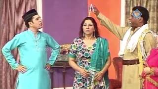 Amanat Chan and Abida Baig New Pakistani Stage Drama Full Comedy Clip [upl. by Ennayhc]