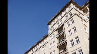 Historisch wohnen in den Stalinbauten 4 Zimmer Eigentumswohnung mit Balkon 5OG Frankfurter Allee [upl. by Maurita875]