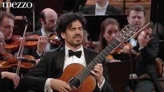 Pablo SáinzVillegas performs Rodrigos Concierto de Aranjuez [upl. by Nylareg]