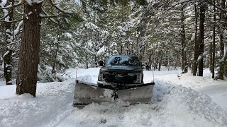 ANOTHER DUMPING OF SNOW FIRESTONE DESTINATION XT TIRES ON SUPERDUTY MAKE IT LOOK EASY [upl. by Ziagos]