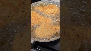 FRIED CHICKEN LEG friedchicken chicken shortsvideo shortsfeed shortvideo shorts shortsviral [upl. by Kenton]