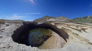 La grotte de la plage de St Antoine grotte de lorca à capo pertusato à Bonifacio en Corse du Sud [upl. by Grindlay]