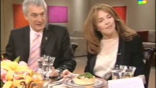 Daniel Martínez con Mirtha Legrand  Sobre los mandatos [upl. by Pronty38]