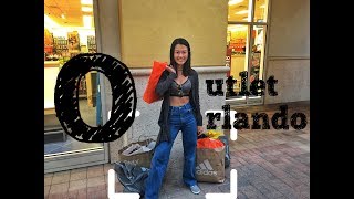 Delírios de Consumo em ORLANDO feat GienTV  Evelyn Liu [upl. by Llenej]