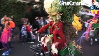 Mini resumen Cabalgata Reyes Magos Las Palmas de Gran Canaria 2011mp4 [upl. by Zenia641]