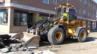 Ljungby L13 with machine control system and Attachment bracket with angular movement [upl. by Kusin]