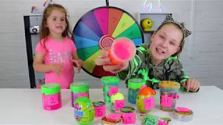 JURASSIC WORLD DOMINION Spinning Wheel Slime Game w Movie Dinosaur Toys amp Figures [upl. by Portingale]