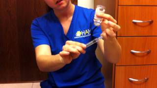 How to adminsiter a subcutaneous injection to your pet [upl. by Hege]