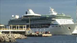 SPLENDOUR OF THE SEAS 17122012 [upl. by Namielus]