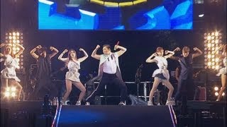 PSY  SHAKE IT 흔들어주세요  Seoul Plaza Live Concert [upl. by Adnalra]